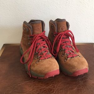 Danner Womens Mountain 600 Waterproof Hiking Boots